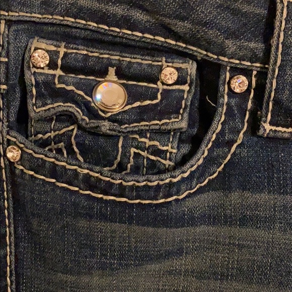 Jeans - Picture 2 of 6